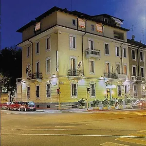hotellátogatás
